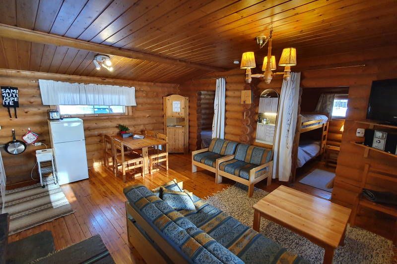 lomahossa jarvimokki lake side cottage living room